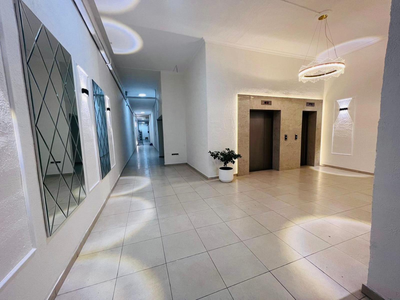 Paradise Apartment Batumi Exterior foto